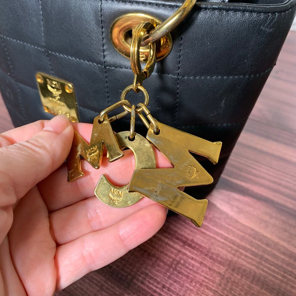 Vintage Womens MCM Quilted Purse Small Gold Hardware EUC! - Picture 5 of 9